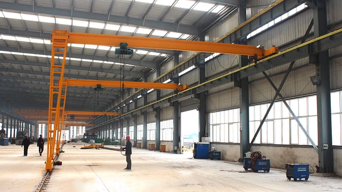 semi gantry crane Dafang crane 1