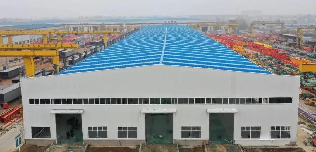 The investment in large scale and intelligent equipment has greatly improved production efficiency 1
