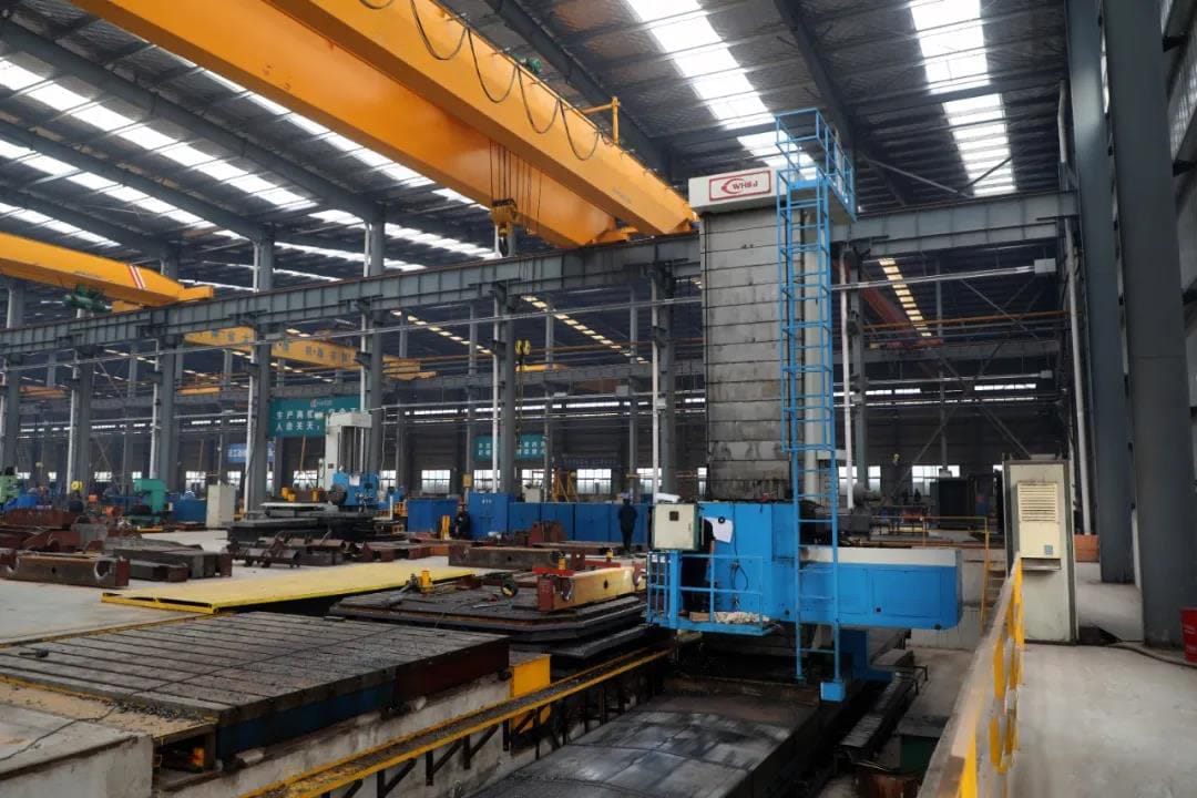 The investment in large scale and intelligent equipment has greatly improved production efficiency 3