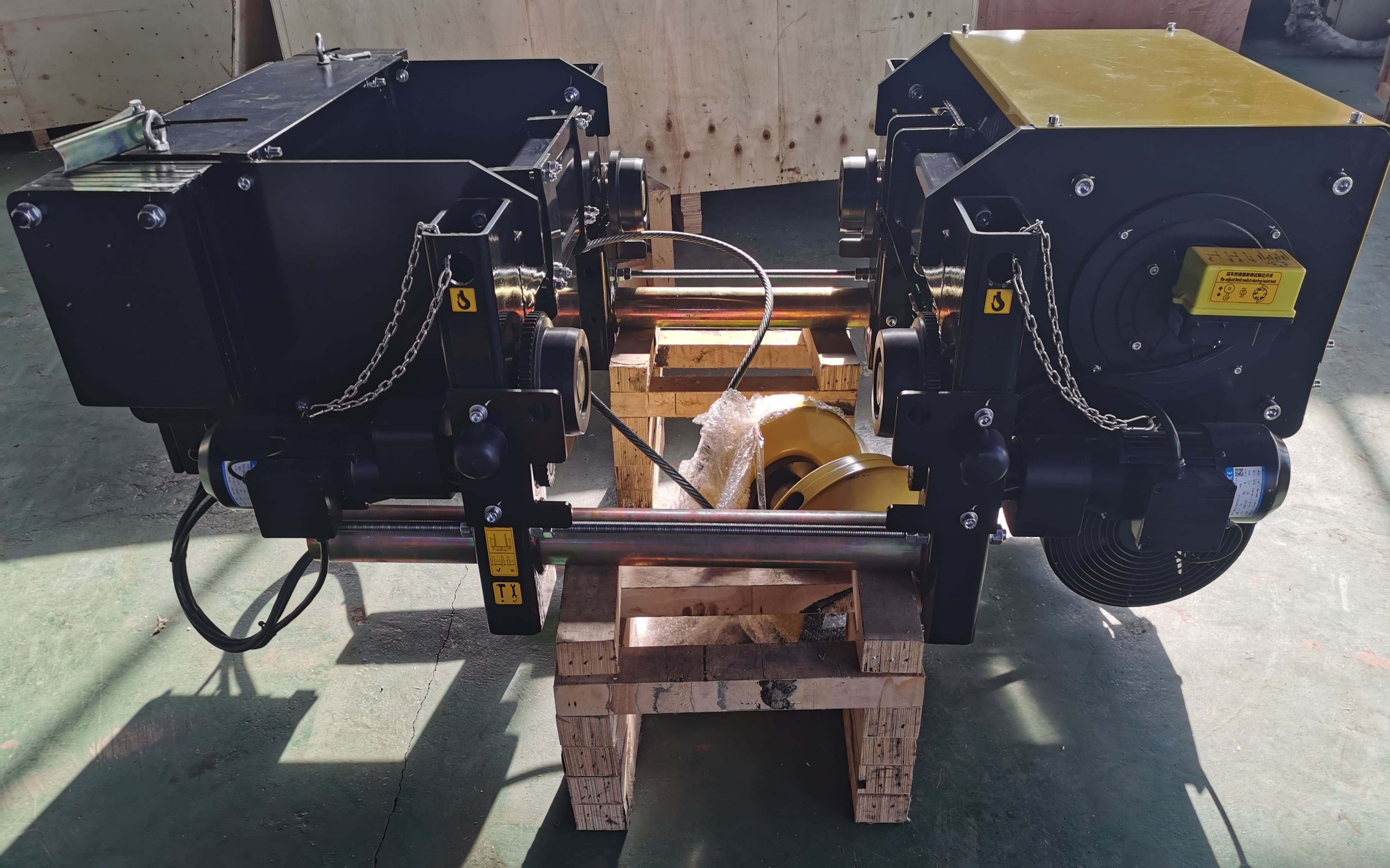 Electric Hoist 2