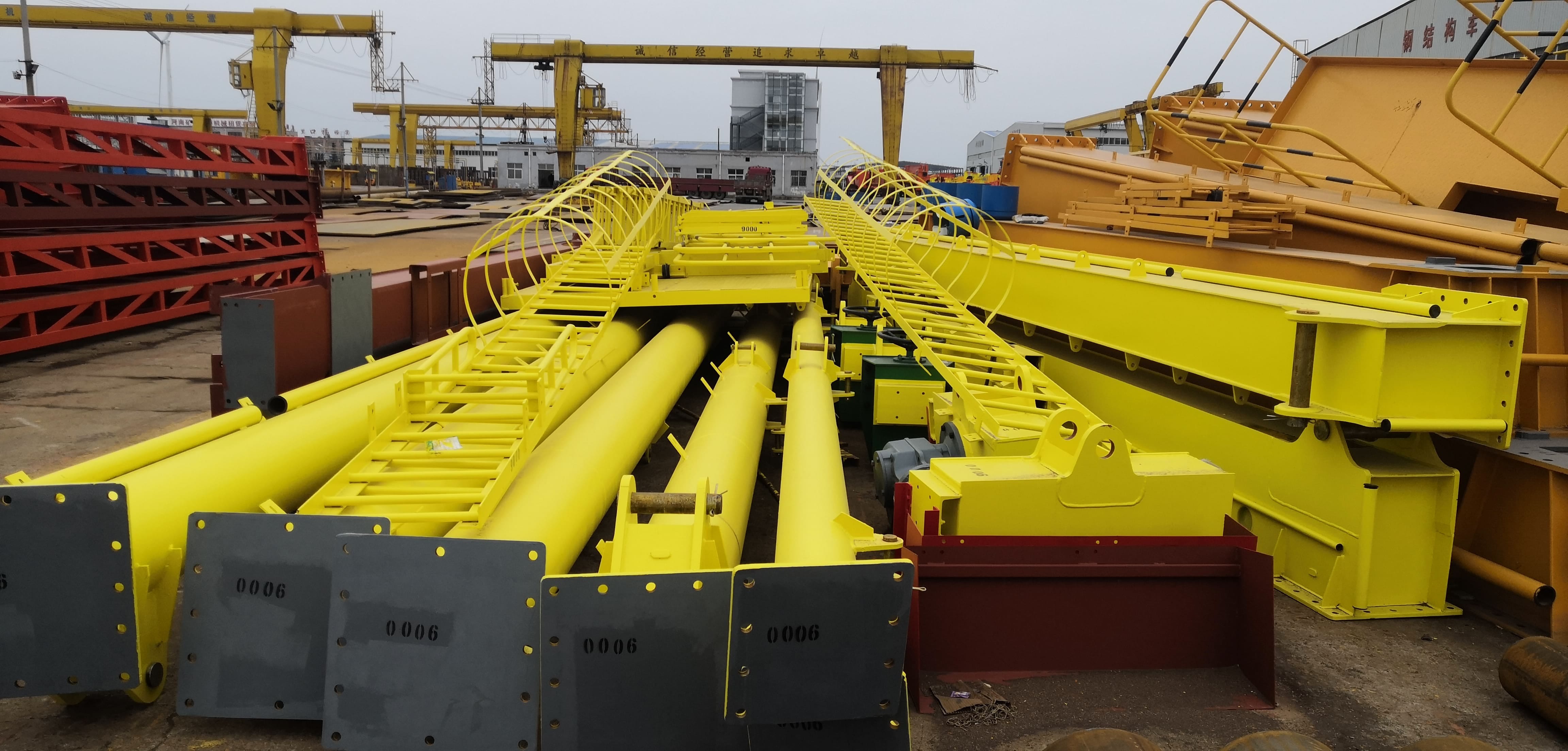 Gantry crane support legs